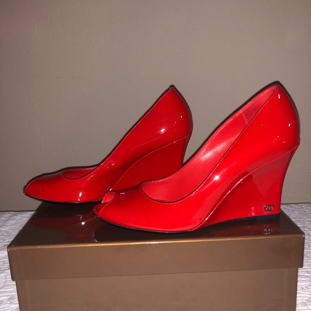New Gucci wedge in patent red leather 7.5B - Picture 5 of 9